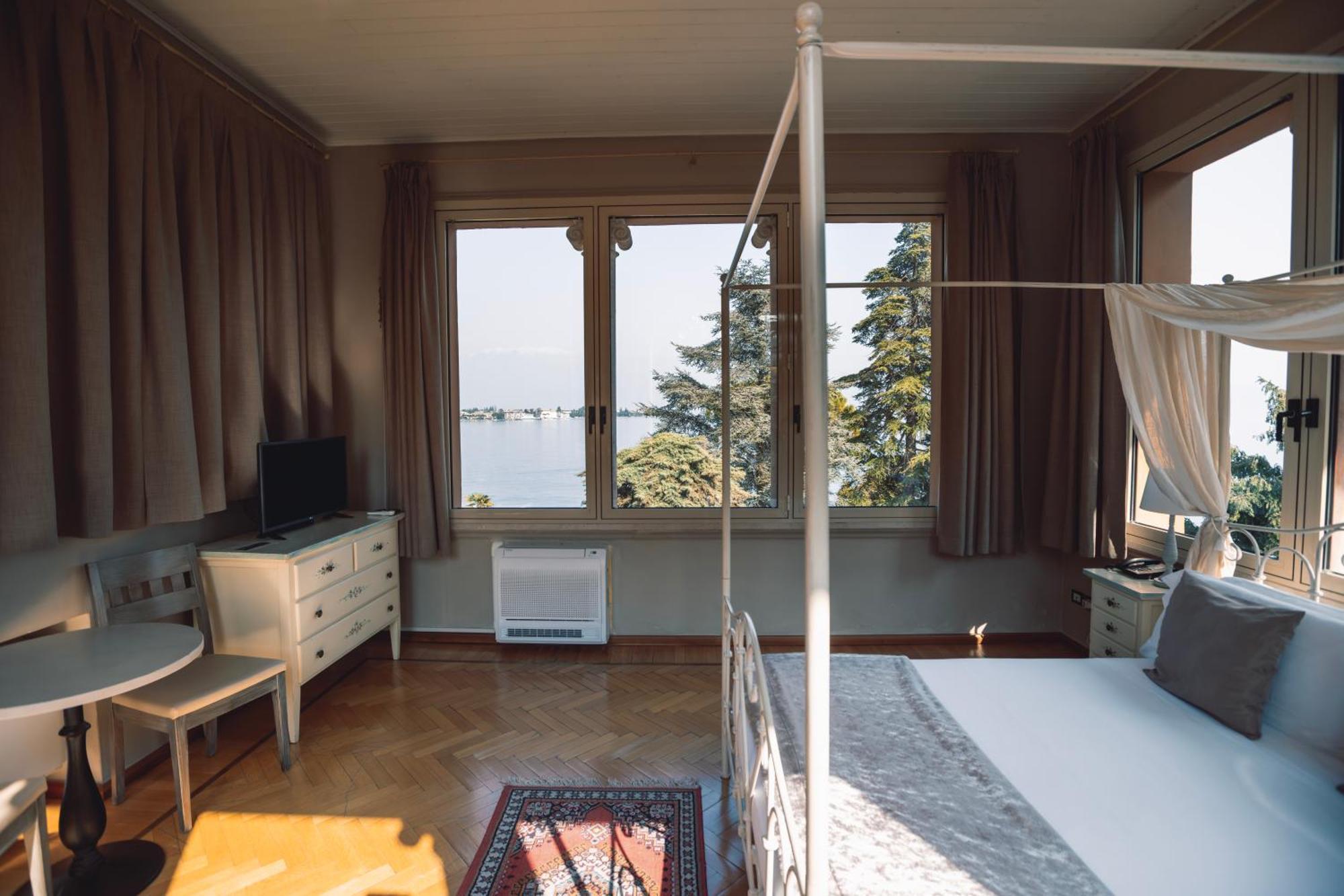 Villa Mimosa Au Lac - Estella Hotels Italia Toscolano Maderno Exterior foto